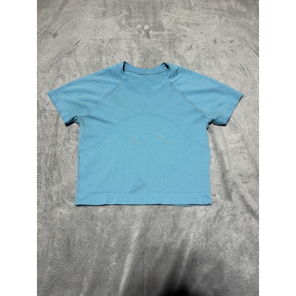 Lululemon Shirt Womens 4 Blue Cropped Short Sleeve Athletic Workout Top Spot